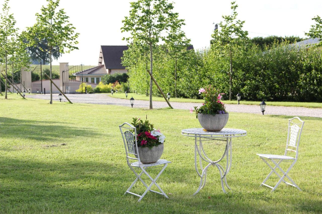 Le Manoir Des Aromes Hotel Brugny-Vaudancourt ภายนอก รูปภาพ