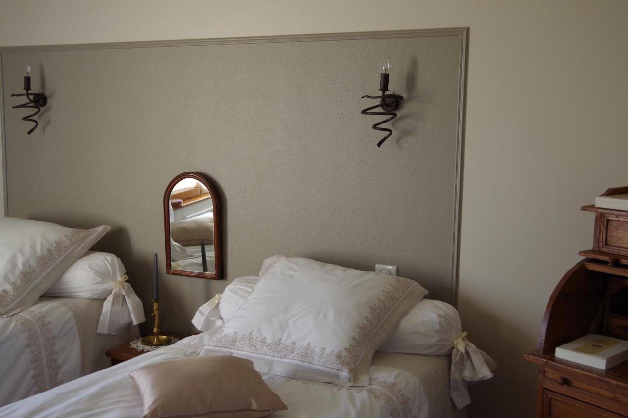 Le Manoir Des Aromes Hotel Brugny-Vaudancourt ภายนอก รูปภาพ